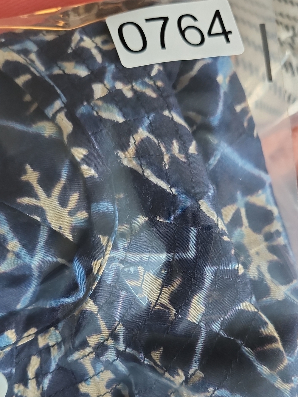 Chic Blue Patterned Blouse - Picture 9 of 9